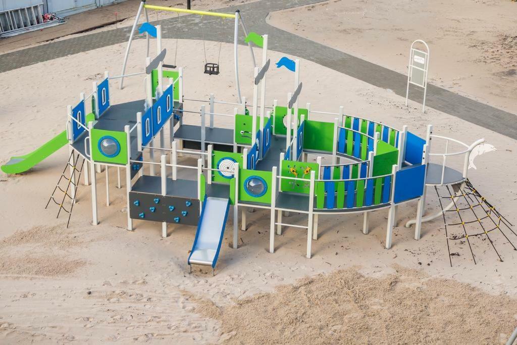 Apartamenty Familijne- Os Feniks Колобжег Экстерьер фото